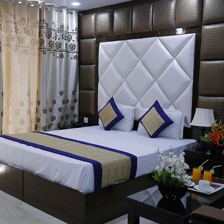 Hotel Delhi Pride, Karol Bagh Exterior photo