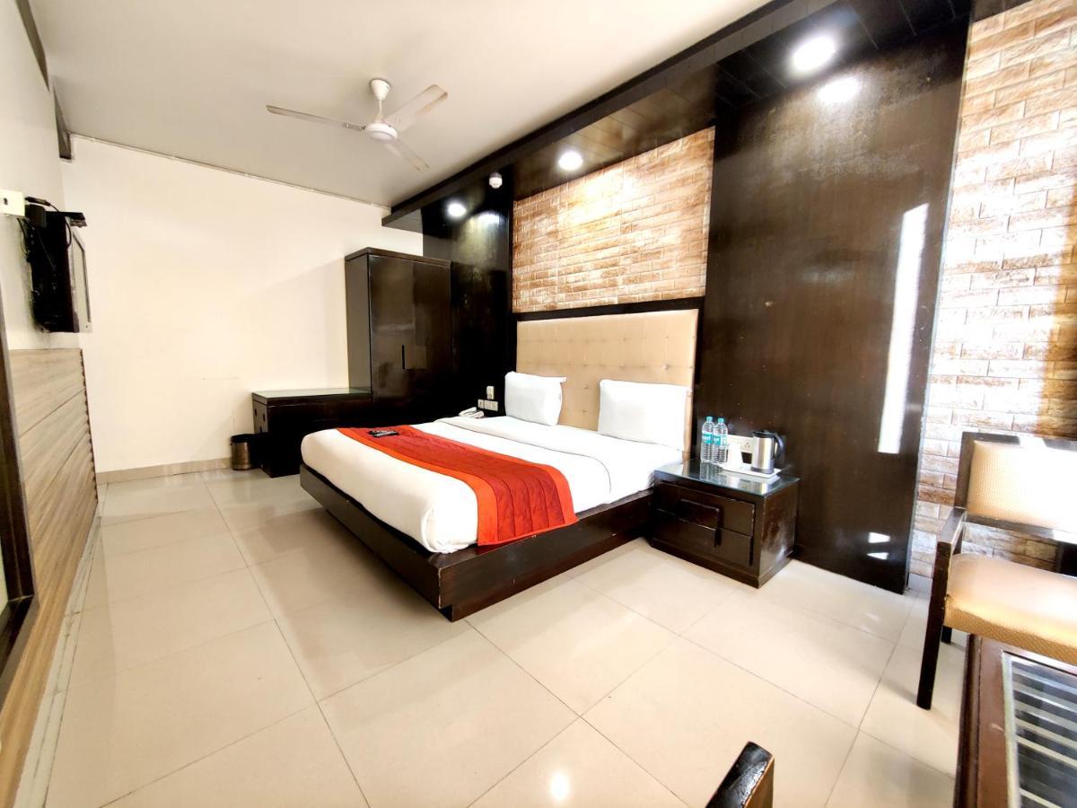 Hotel Delhi Pride, Karol Bagh Exterior photo
