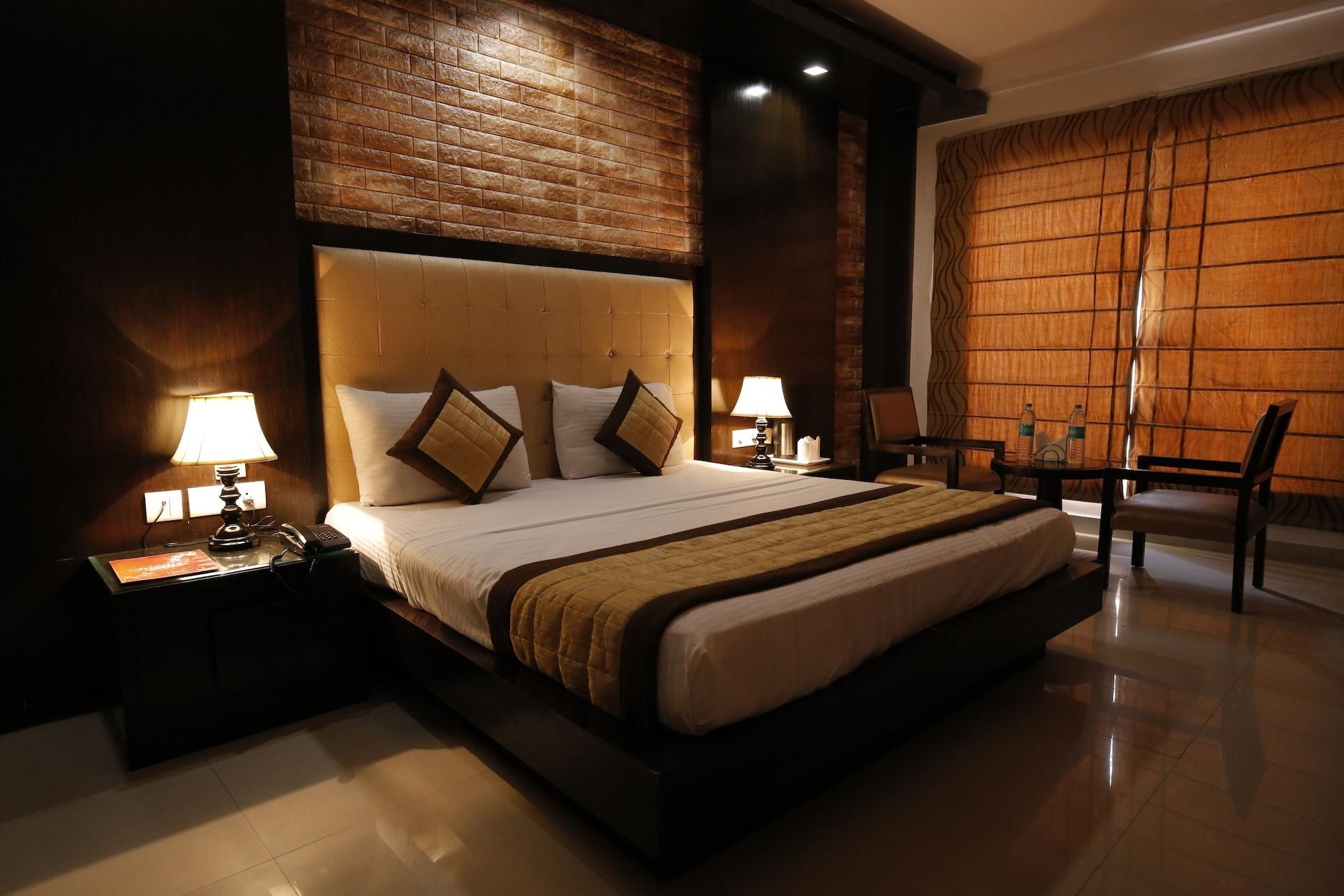 Hotel Delhi Pride, Karol Bagh Exterior photo