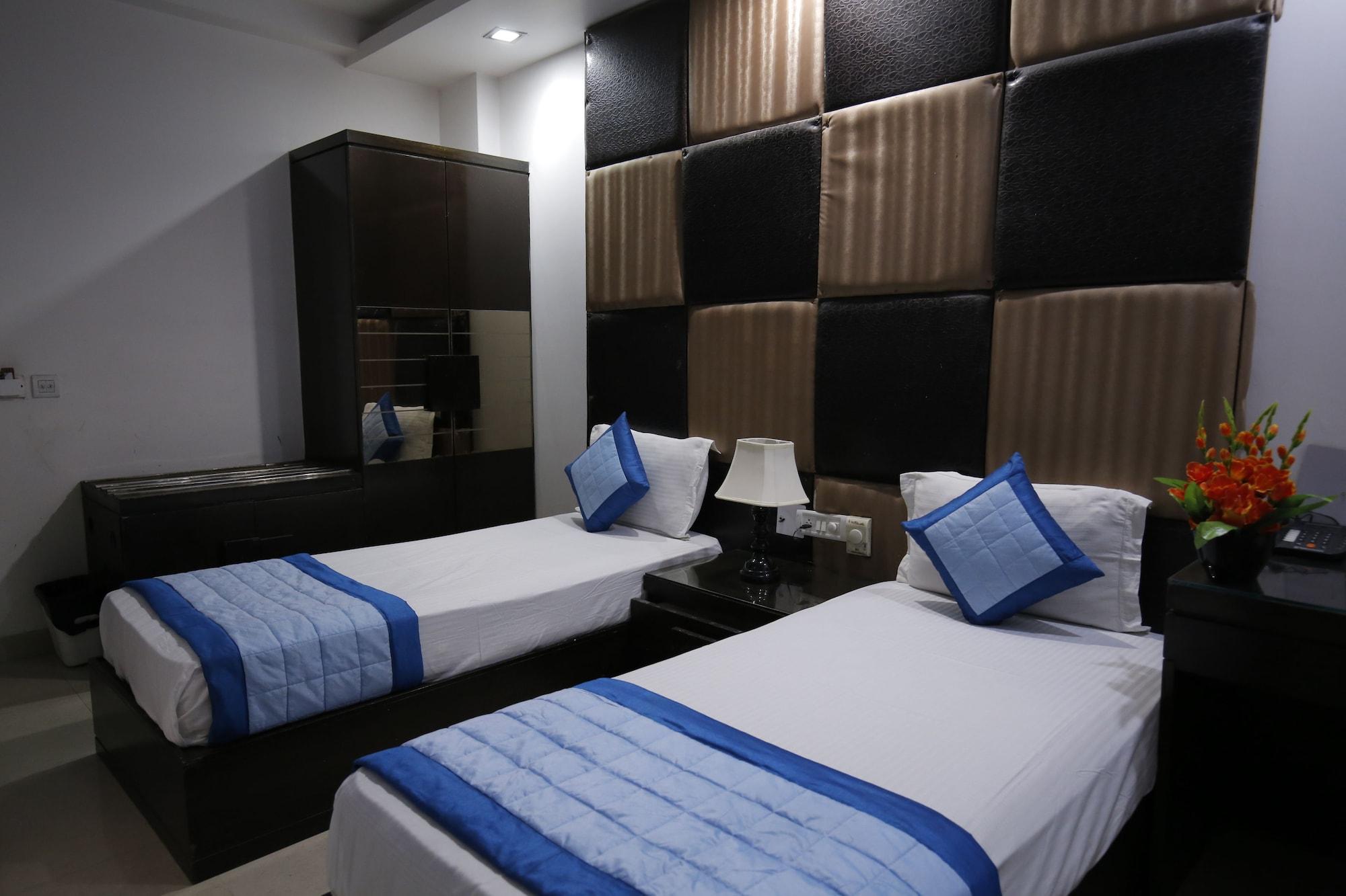 Hotel Delhi Pride, Karol Bagh Exterior photo