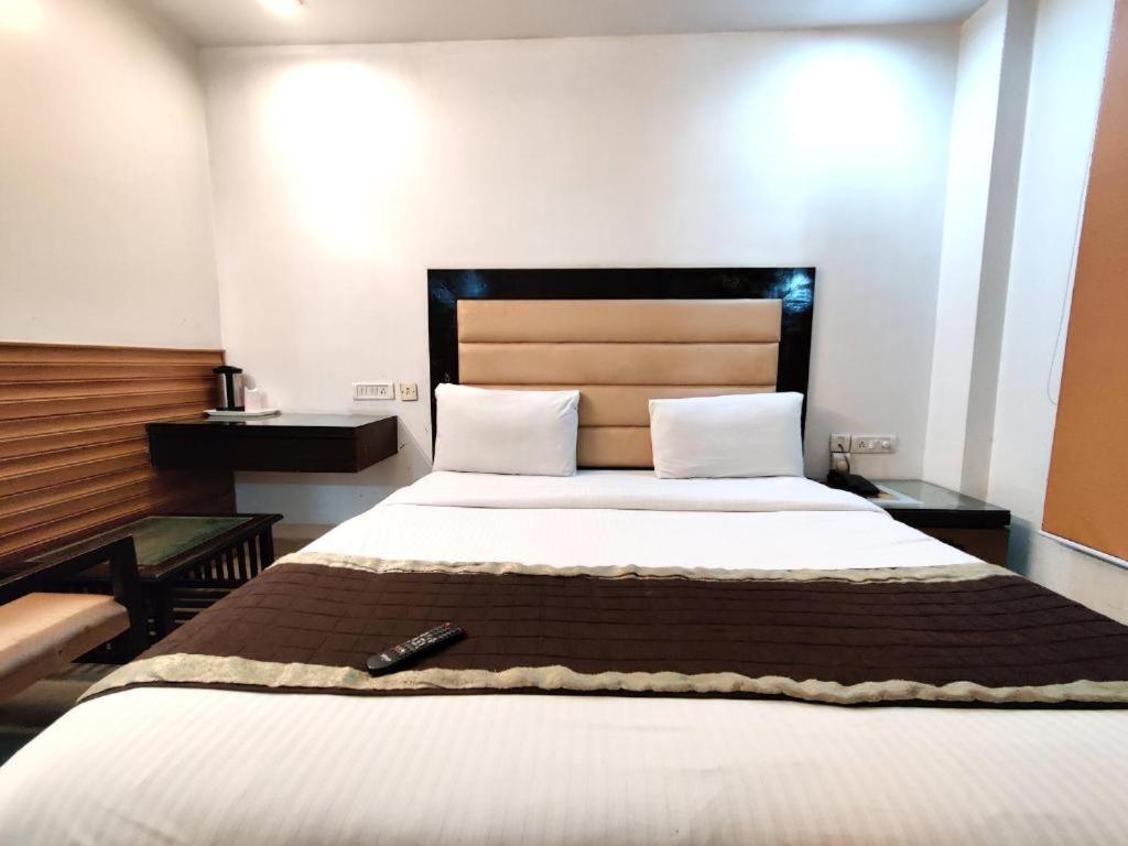 Hotel Delhi Pride, Karol Bagh Exterior photo