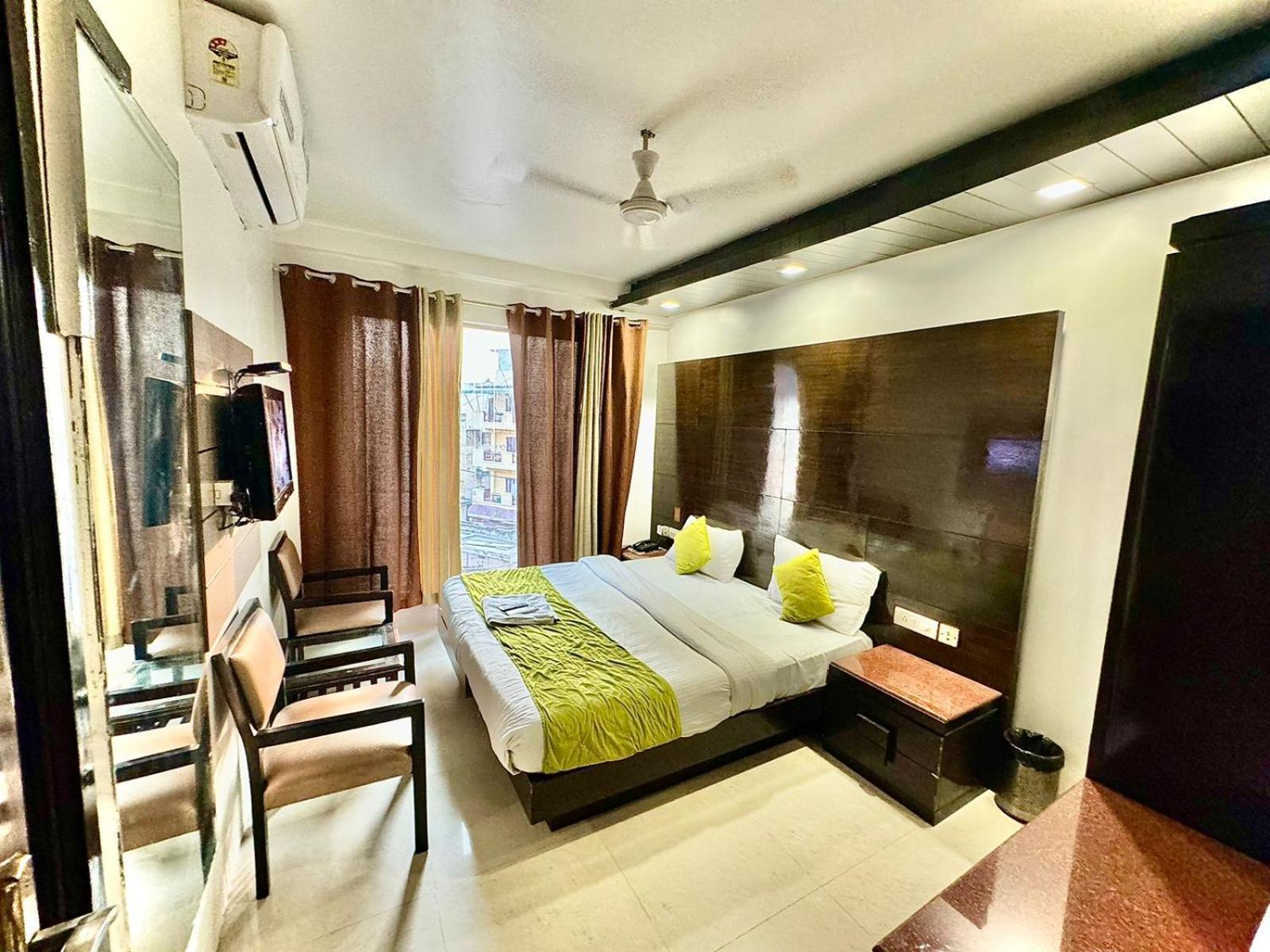Hotel Delhi Pride, Karol Bagh Exterior photo